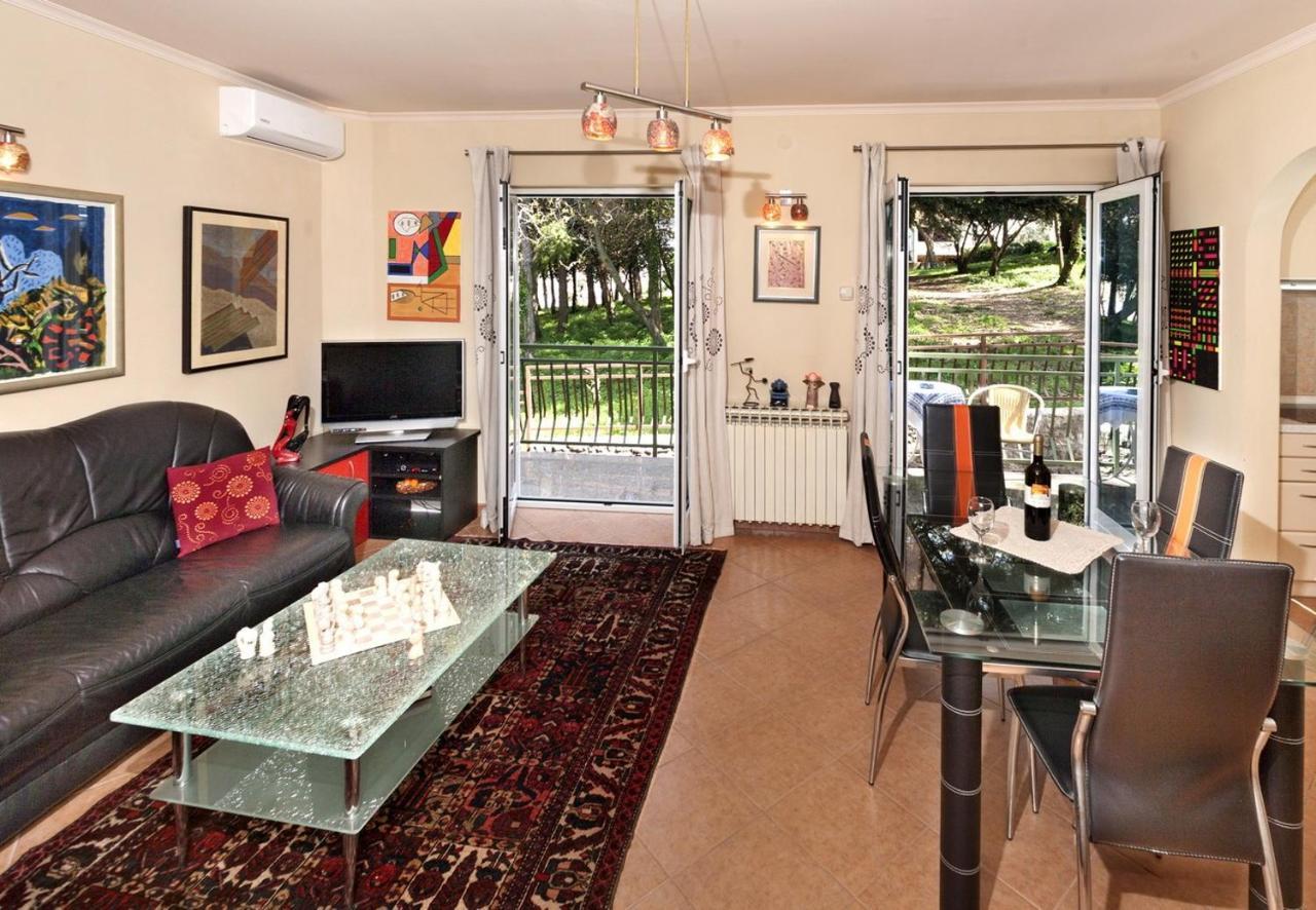 Radic Apartment *